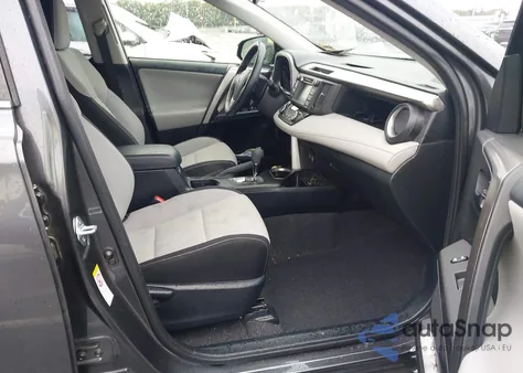 2018 Toyota Rav4 Xle z USA, uszkodzony, nr VIN JTMRFREV4JJ192274